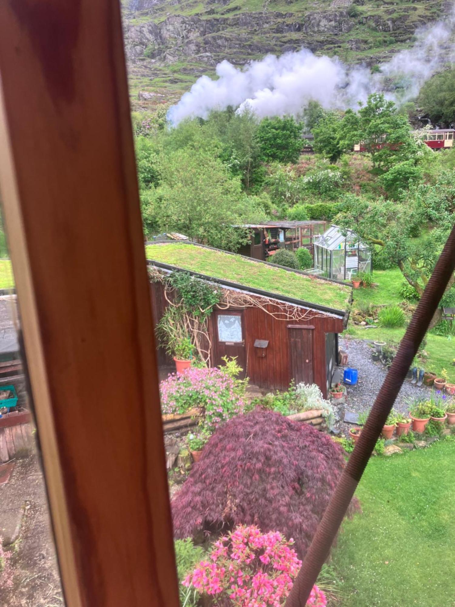 Affittacamere Bryn Elltyd Eco House Blaenau Ffestiniog Esterno foto
